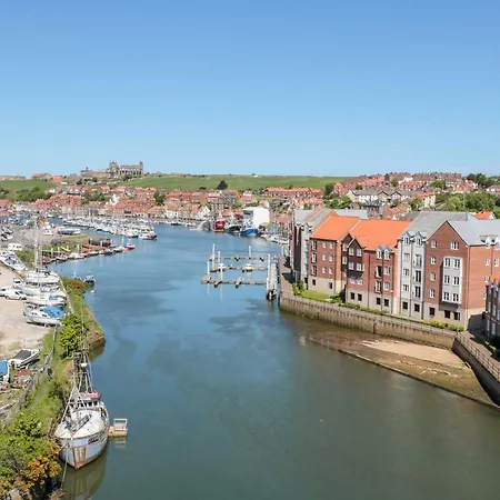 Апартаменты George Stephenson Engine Shed